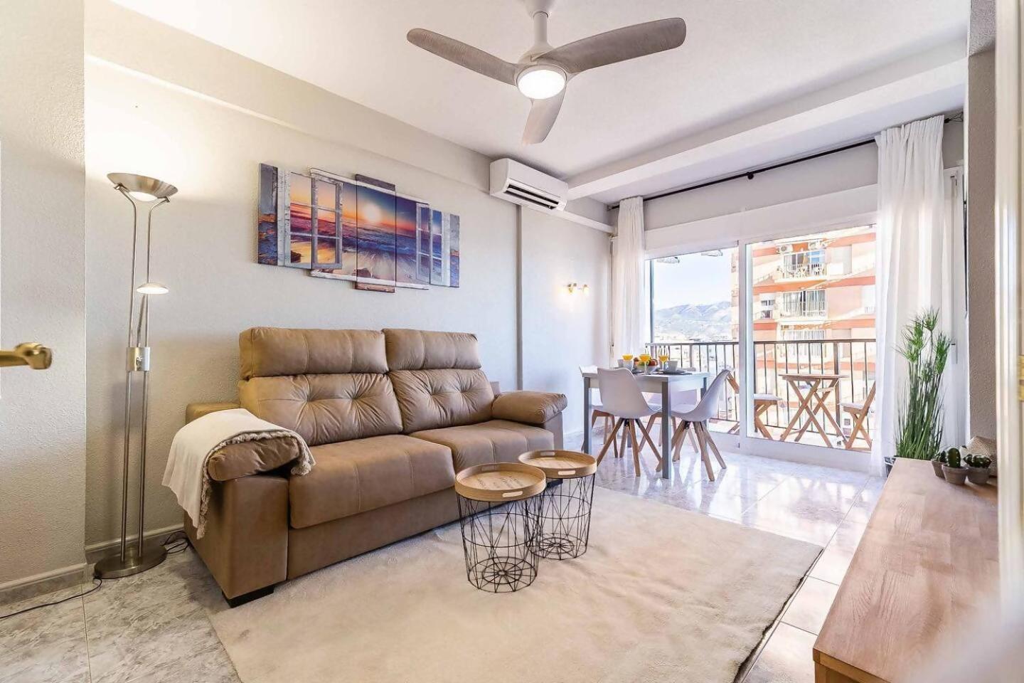 Cyv 1 Bed 1 Bath Beach View Фуeнхирола Екстериор снимка