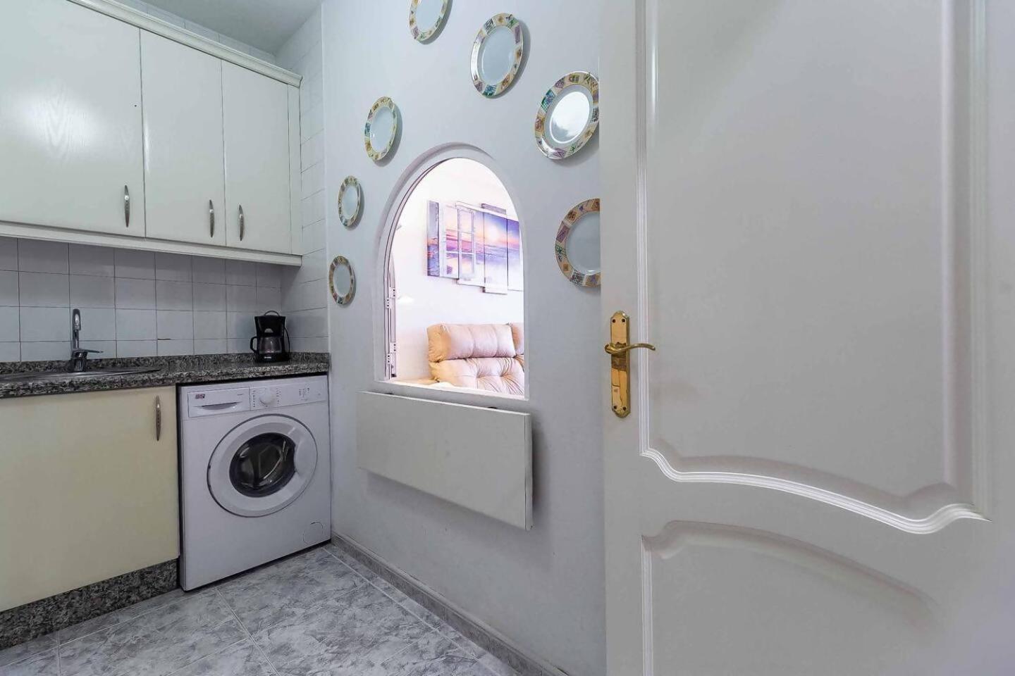 Cyv 1 Bed 1 Bath Beach View Фуeнхирола Екстериор снимка
