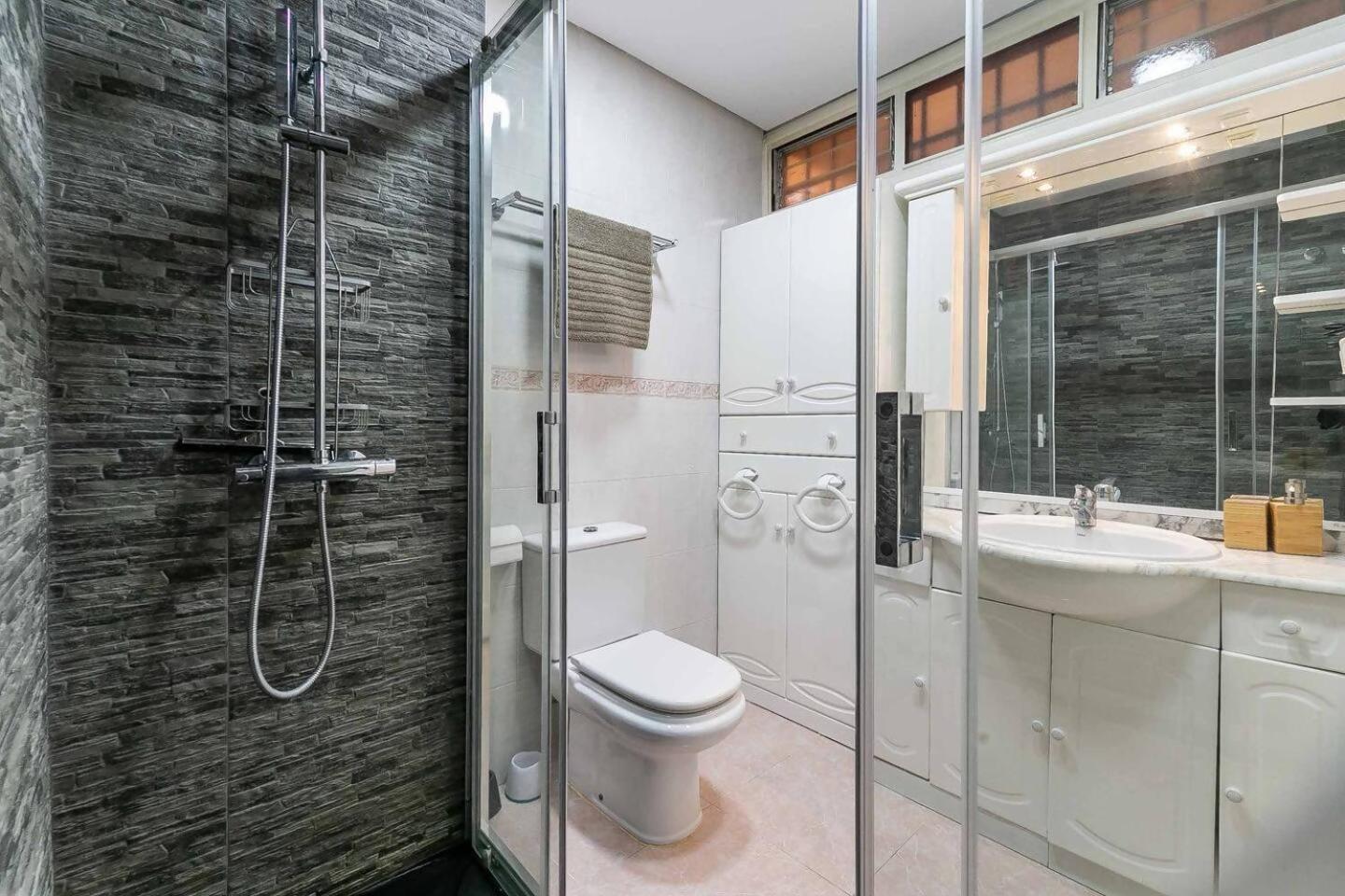 Cyv 1 Bed 1 Bath Beach View Фуeнхирола Екстериор снимка